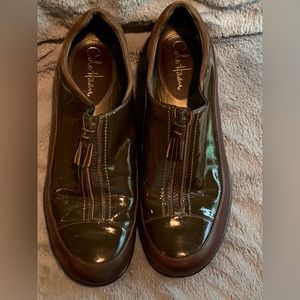 Cole Haan brown size 9 1/2 waterproof patten leather shoes GUC
